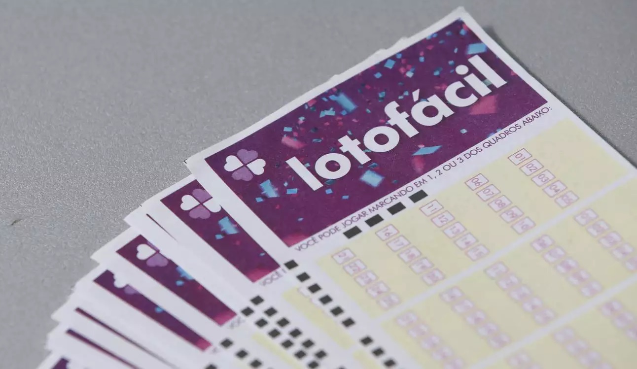Golpes de Loteria Online Desvendando a Fraude dos Robôs e Planilhas